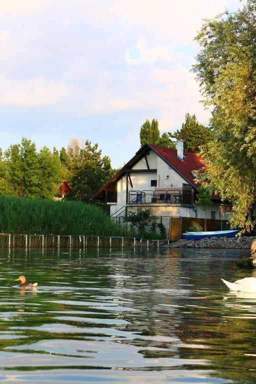 Nefelejcs Villa Zamárdi Buitenkant foto