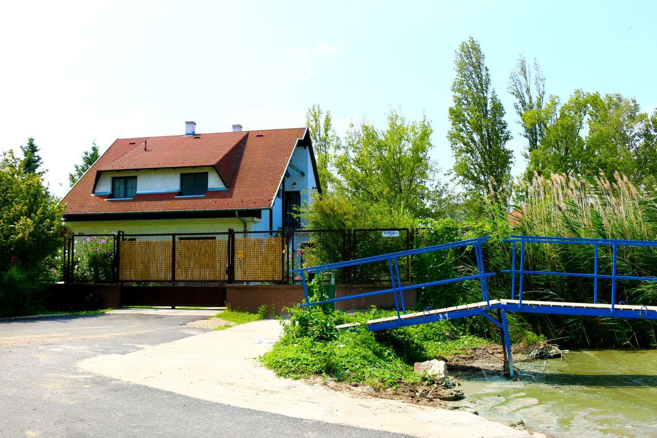 Nefelejcs Villa Zamárdi Buitenkant foto